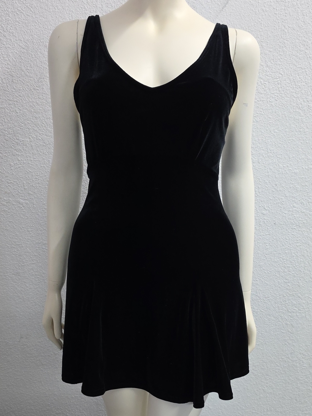 Victoria's Secret Black Velvet Mini Slip Dress Size M Made in USA
